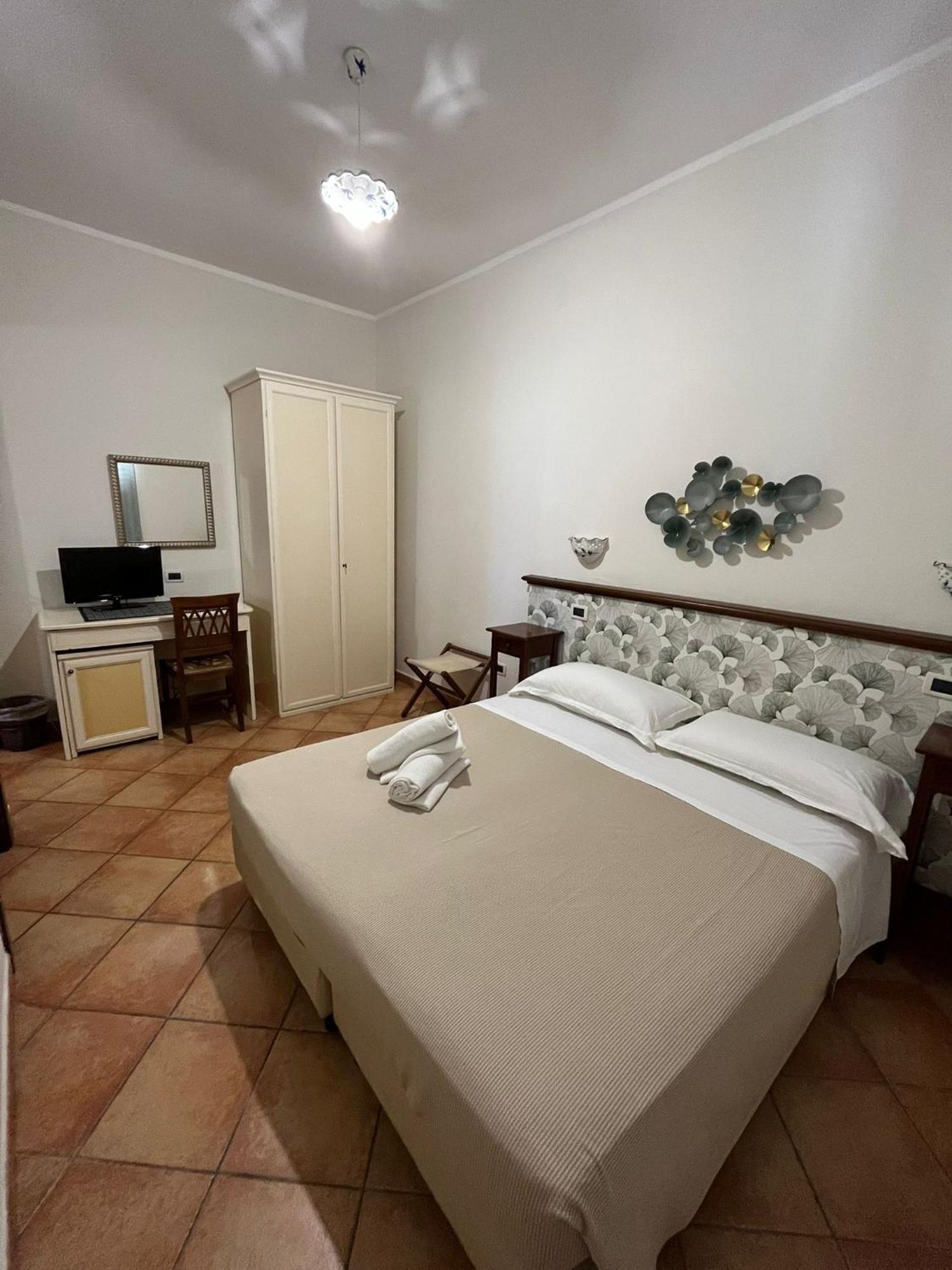 Dormo Da Lia Borgo San Nicola Hotel Mandra Capreria Buitenkant foto